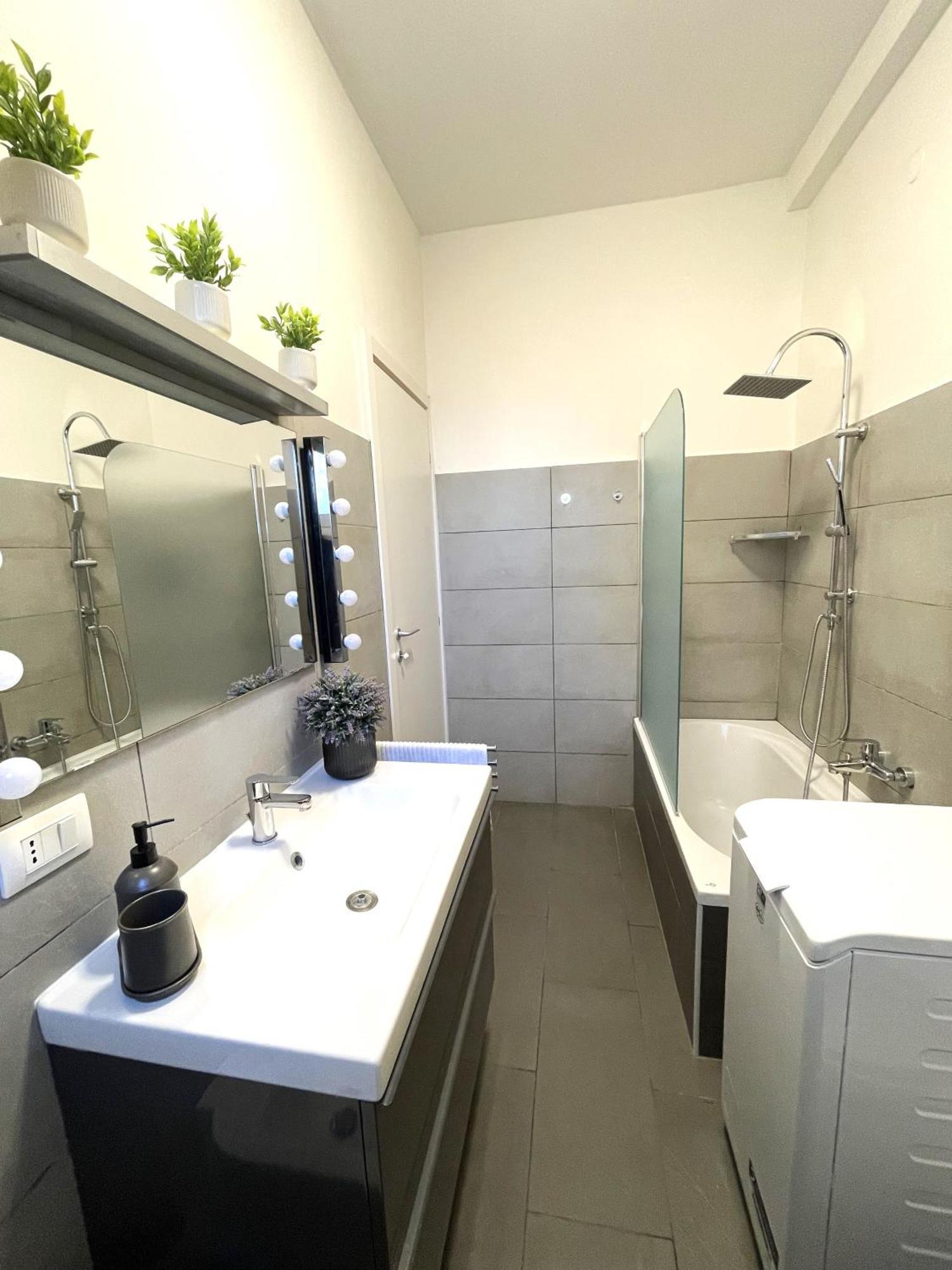 Mico Elegante E Raffinato Trilocale Milaan